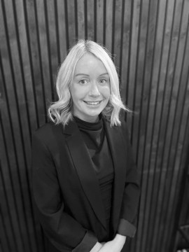 Manager/Senior stylist